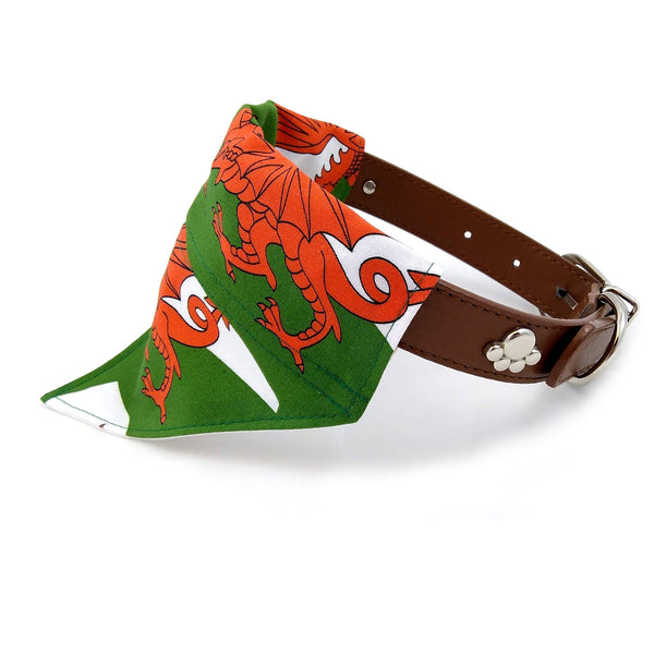 Flag of Wales dog bandana on collar